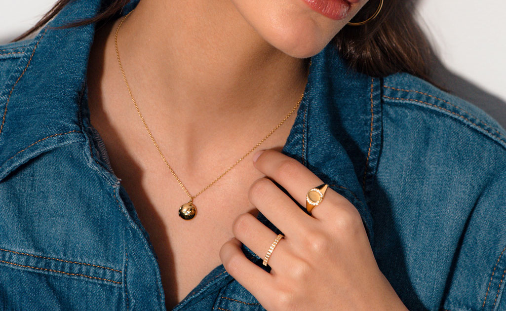Spotlight: Small Lockets