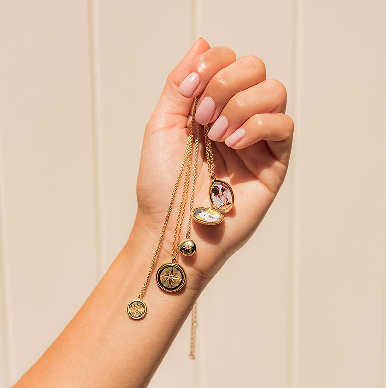 Astley Clarke x Selfridges: Photo Lockets Bar