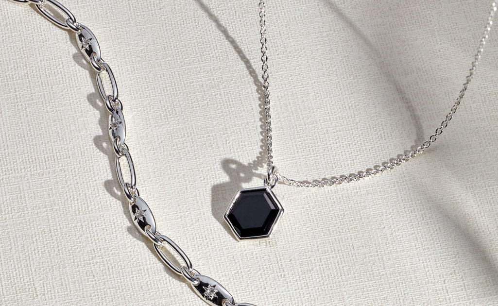 JEWELLERY 101: The 12 Things You Need to Know About Chains