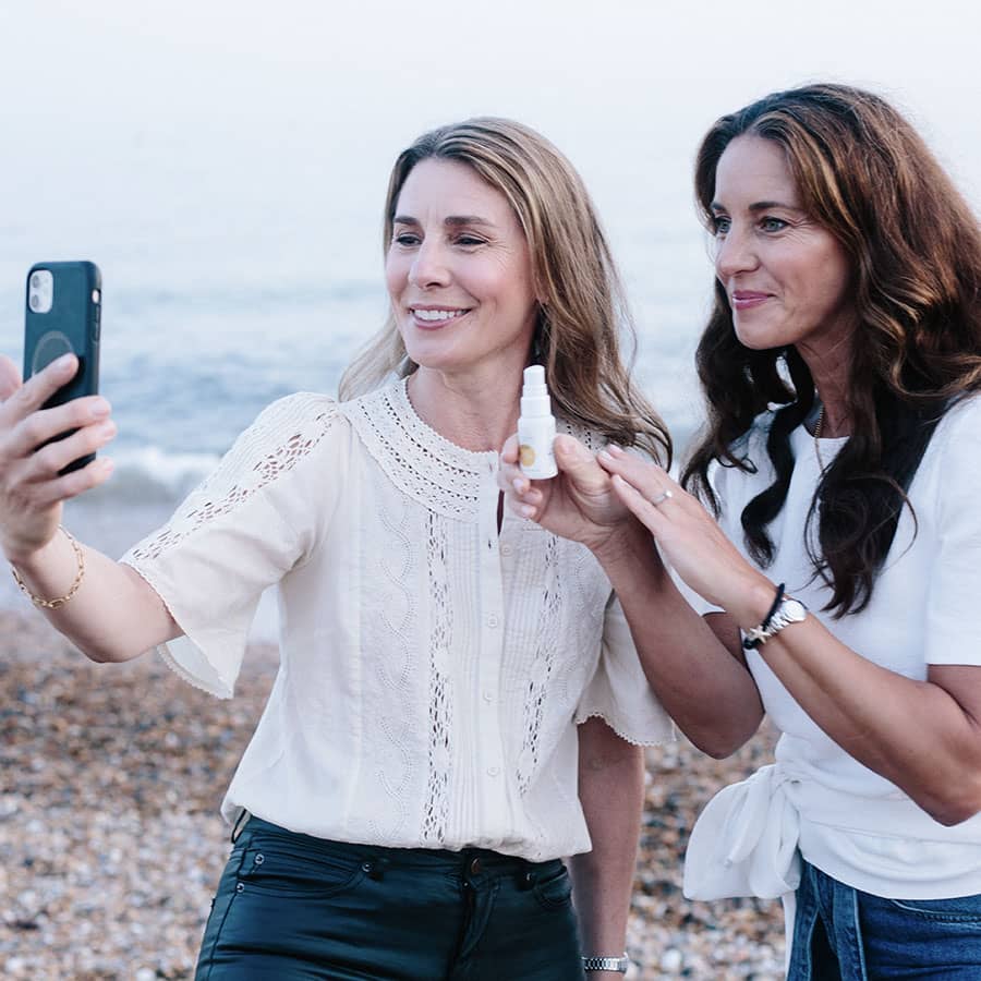 FIVE QUESTIONS AND FIVE MINUTES WITH FOUNDERS OF BALANCE ME, REBECCA & CLARE