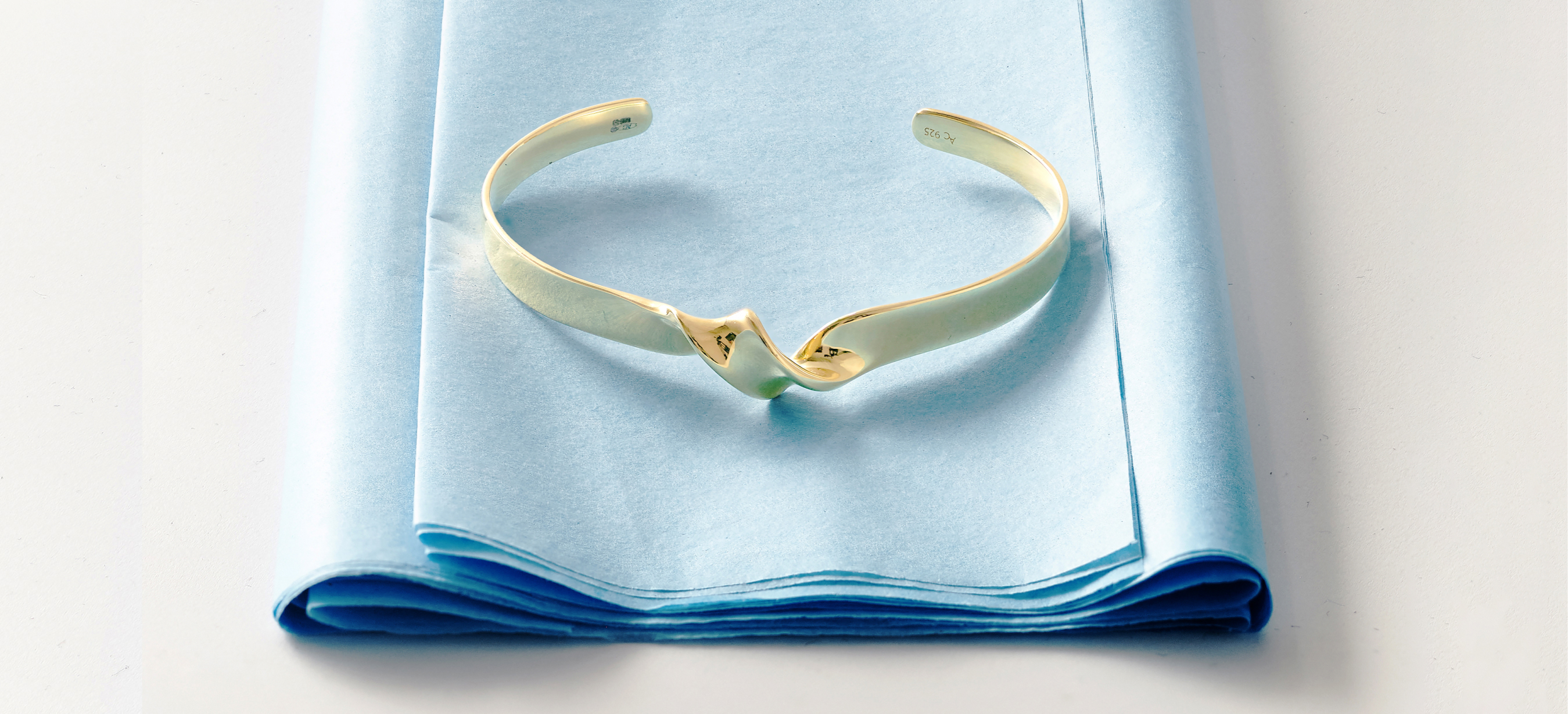 Gifts Under £200