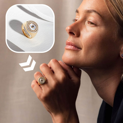 circulus mother of pearl signet ring