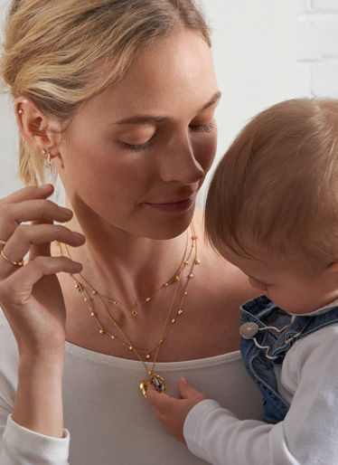 Jewellery Gifts For New Mums
